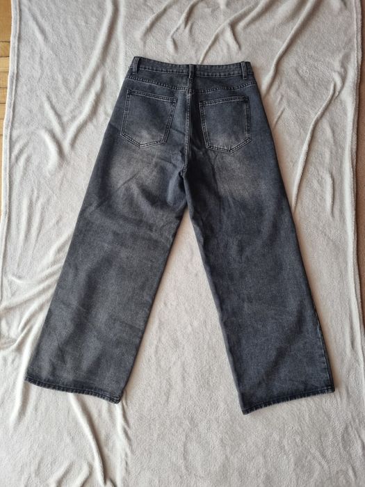 Czarne jeansy damskie