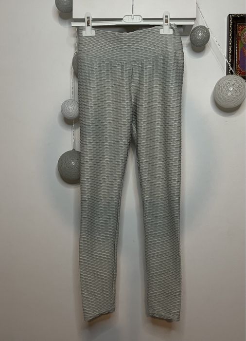 Szare legginsy sportowe