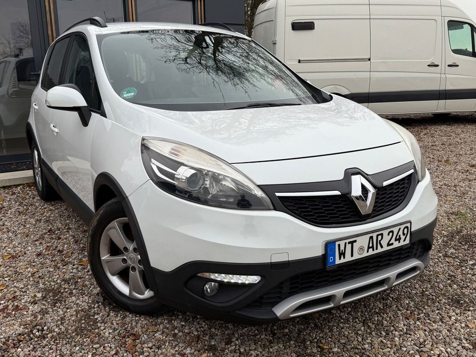 Renault Scenic z Niemiec biała perła bezwypadek serwisowany 1 wlasciciel X-mod