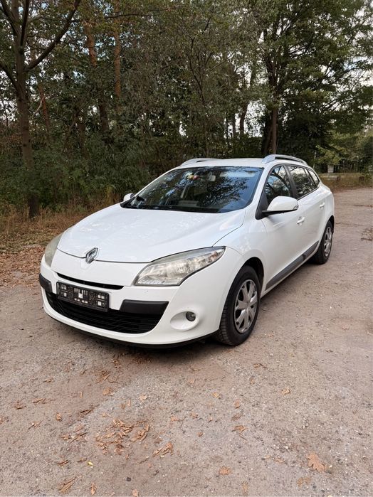 Renault Megane 3 na cześci OV369 DC4000 drzwi maska zderzak klapa kola