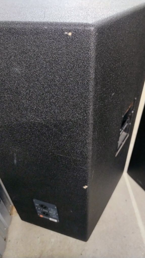 Kolumny JBL sr4735x