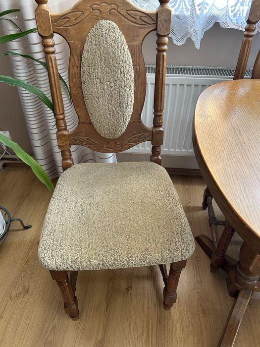 Dębowy stół i 6 krzeseł