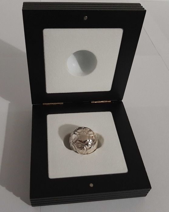 Euro 2004 bola comemorativa com estojo