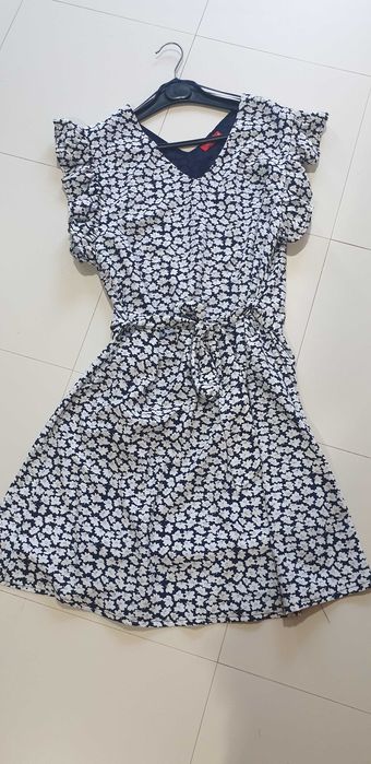 Vestido floral muito elegante!