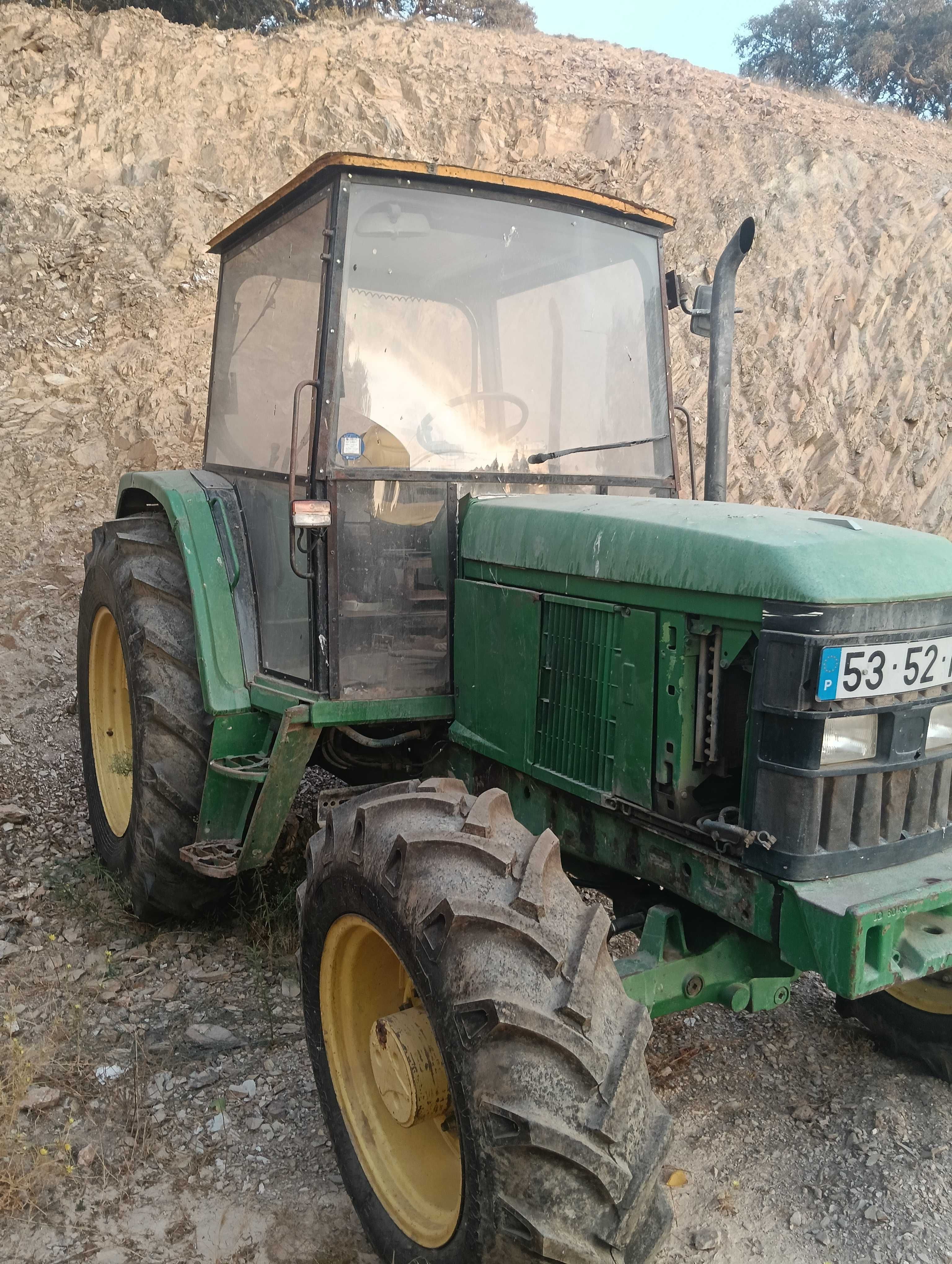 Trator John deere 6300