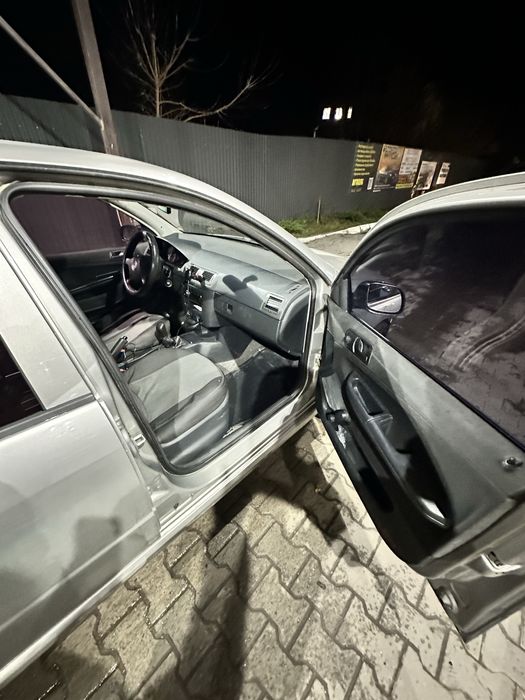 Продам Skoda Fabia mk1 1.2 12V HTP