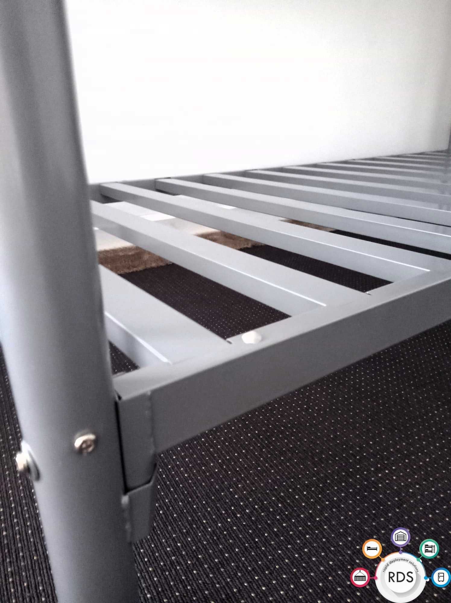Łóżko metalowe piętrowe lub 2 łóżka hotelowe pojedyncze 90x200