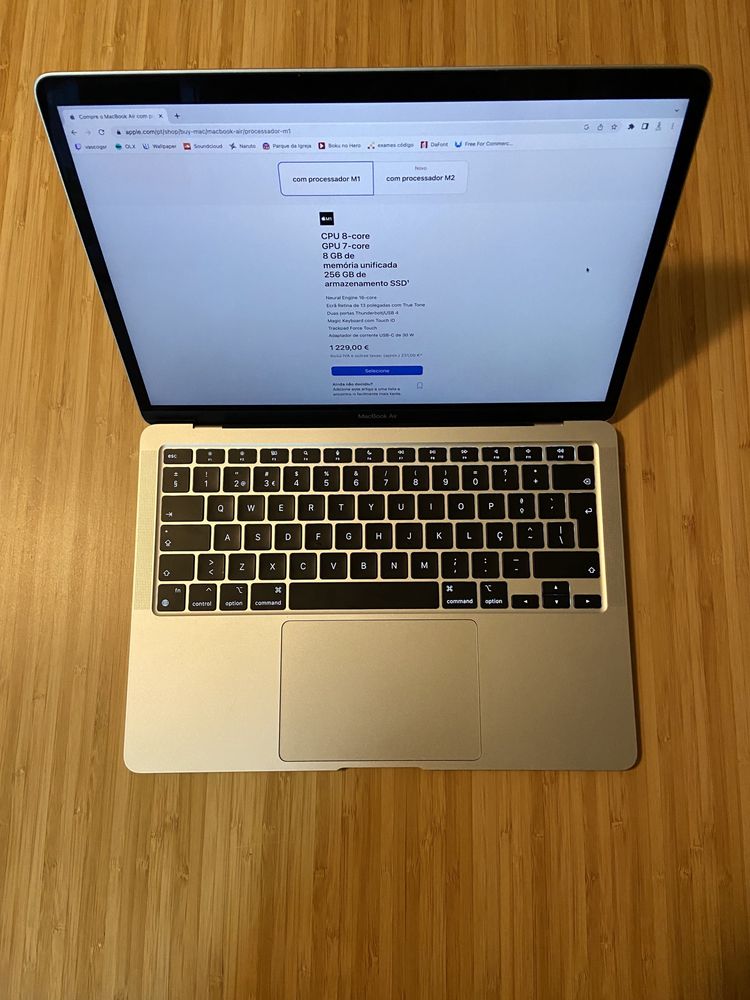 MacBook Air (2020)