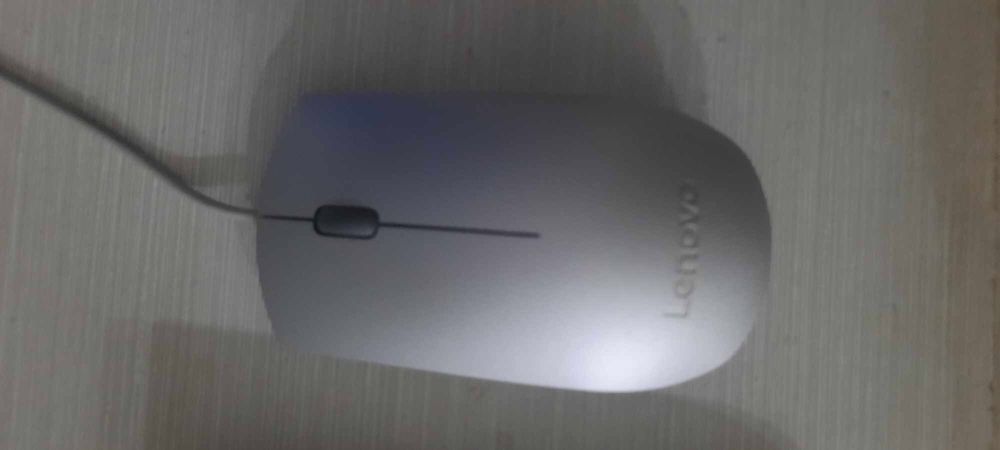 Computador lenovo com rato incluido