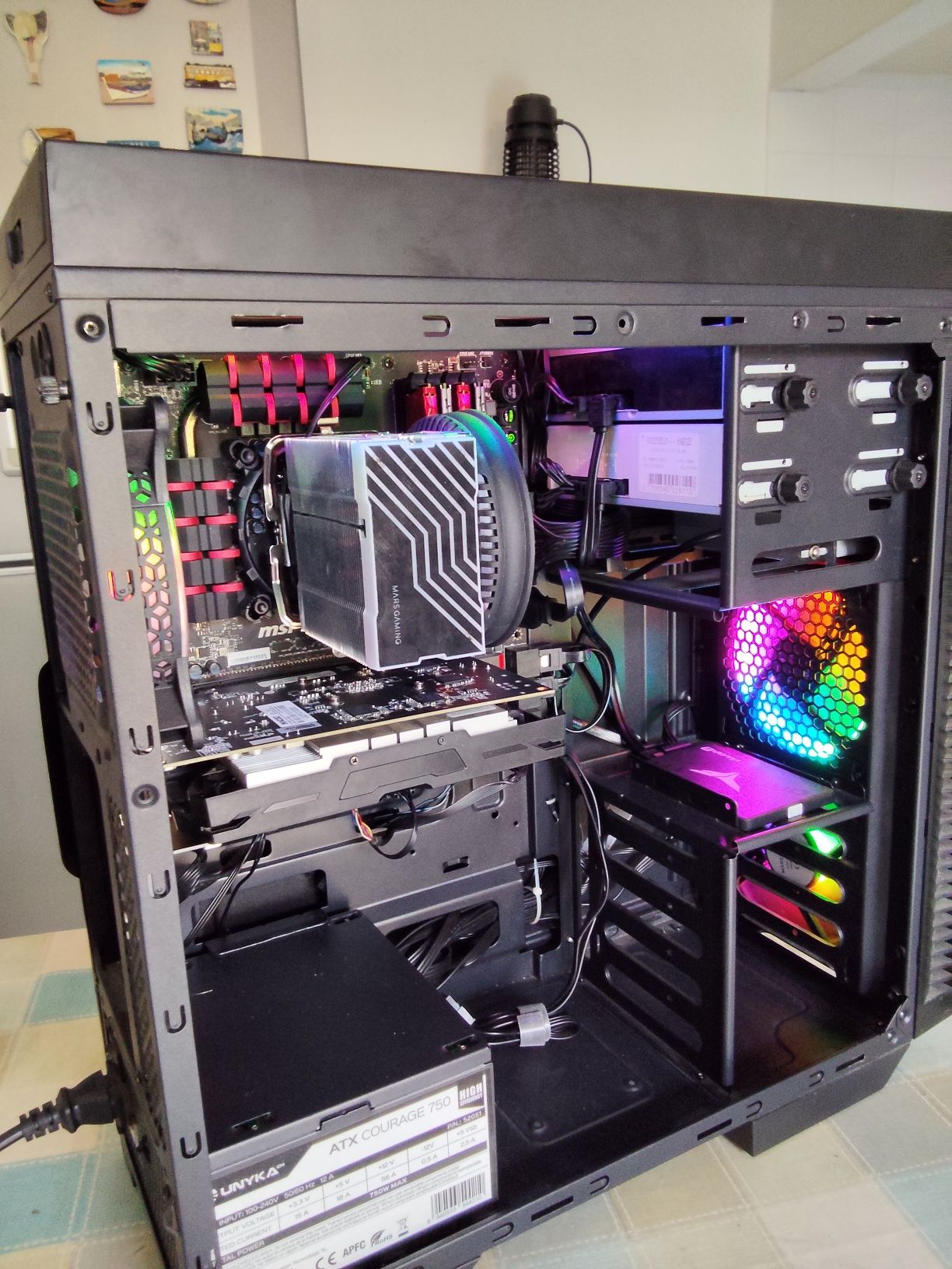 Computador gaming ATX dark silent nova, i7 7700;3,5, SSD 512gb 32 GB