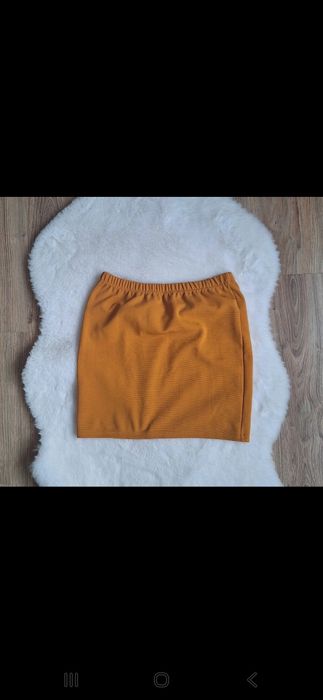 Elastyczna musztardowa mini spódniczka New Yorker 36