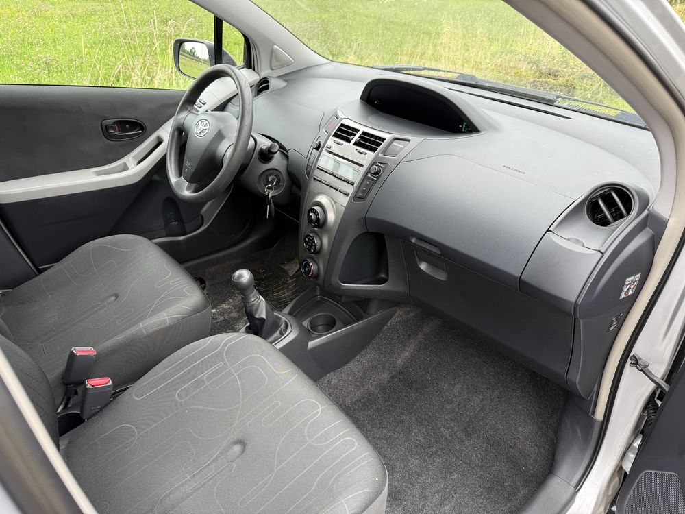 Toyota Yaris 1.0 vvti