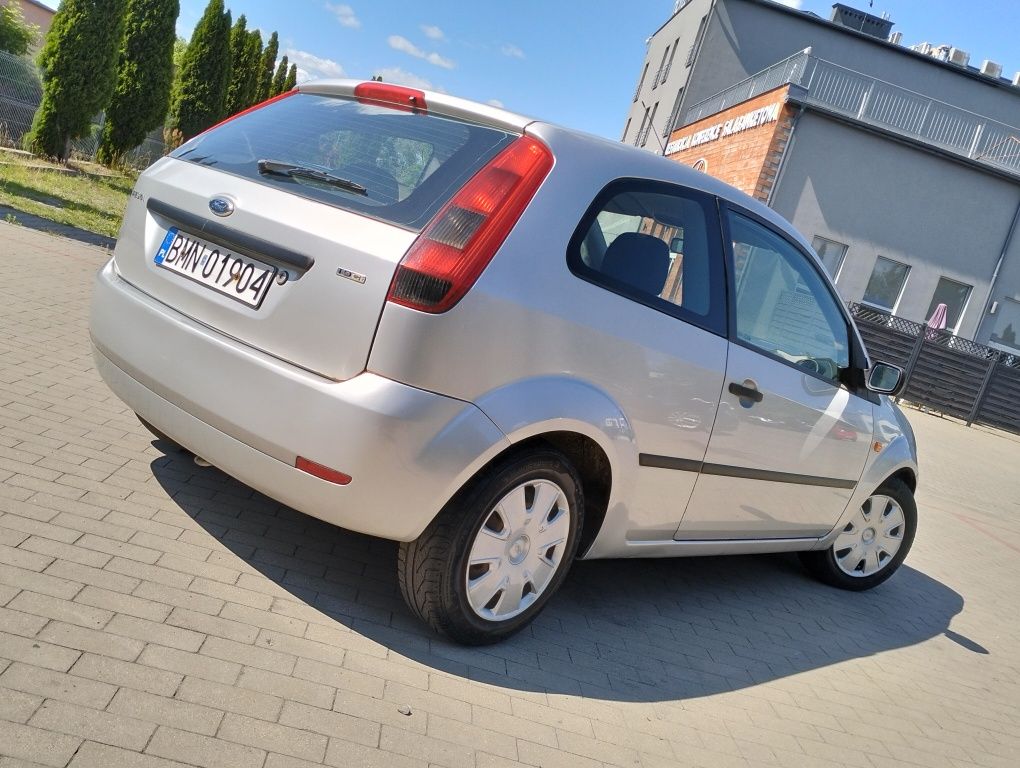 Ford Fiesta 3D/2005r./Klima/Nowe BT/Małe spalanie