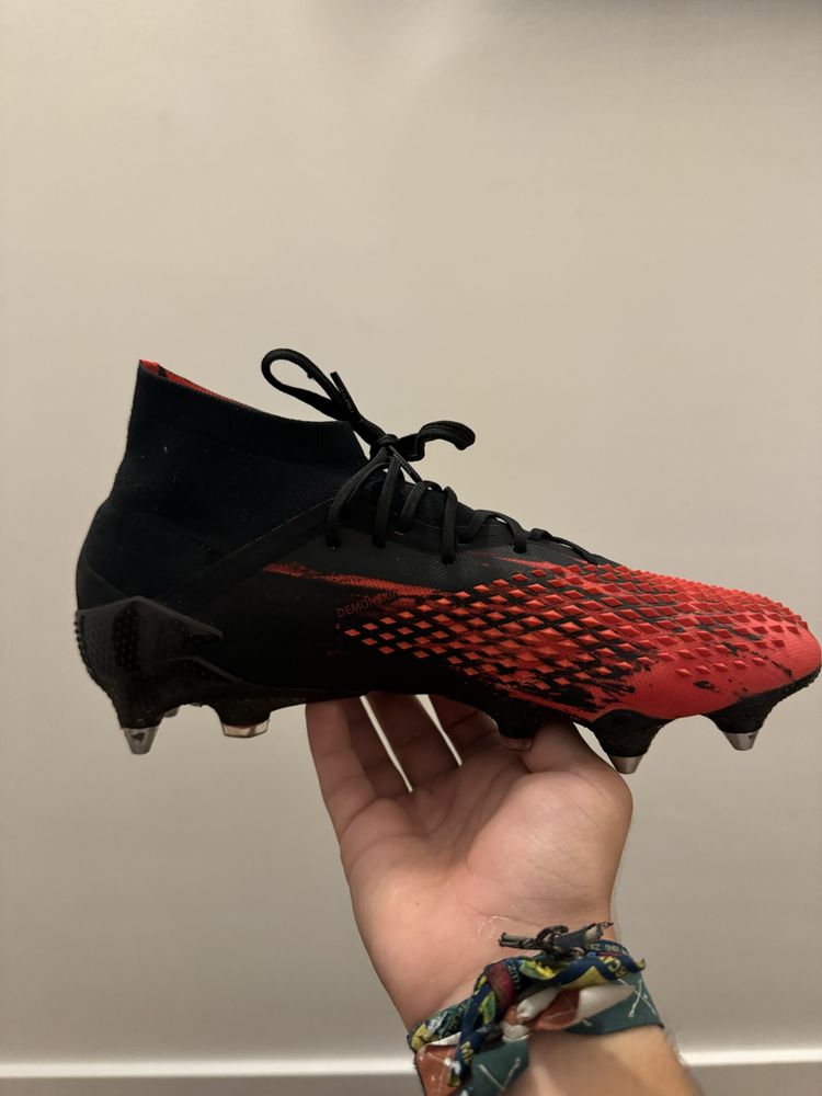 Chuteiras Adidas predator