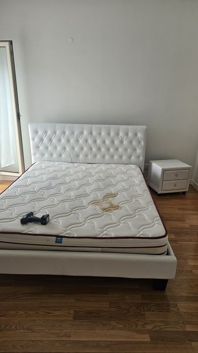 Cama em bom estado