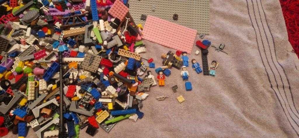 Lote de 9 Kg de peças tipo Lego