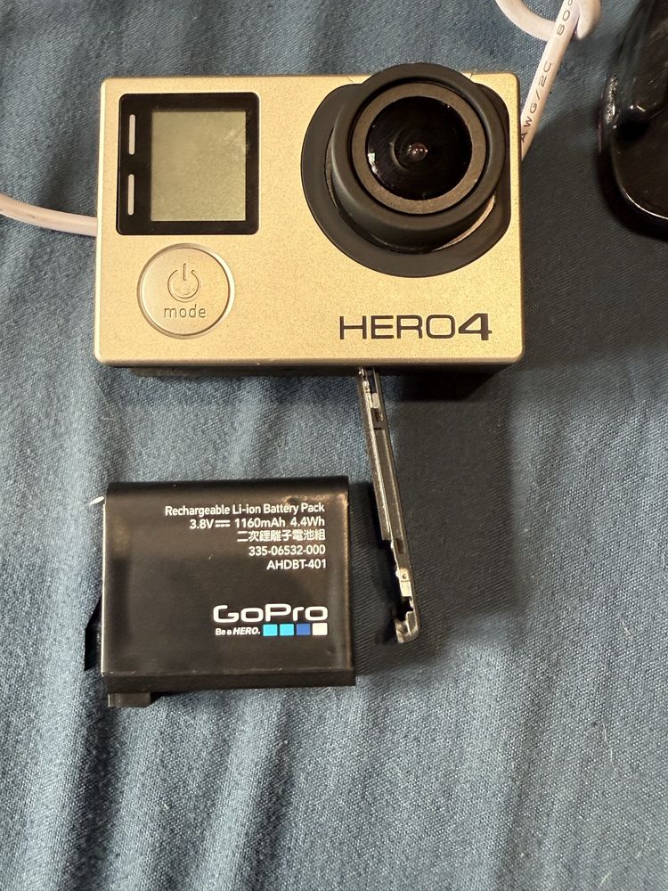Witam sprzedam gopro hero 4 plus dużo dodatków bez karty pamieci