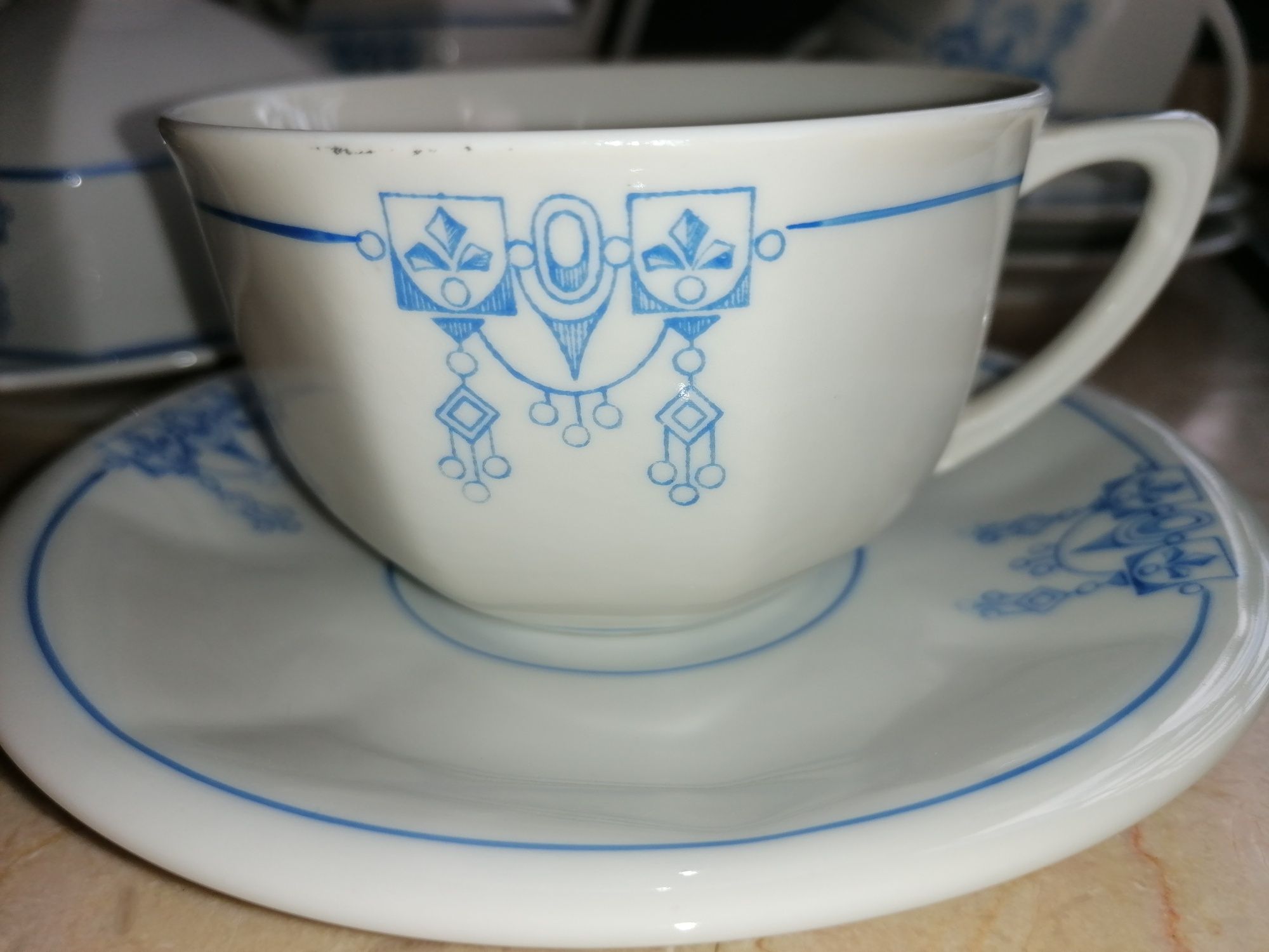 Conjunto de chá em porcelana Candal
