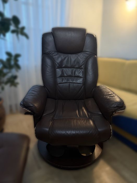 Шкіряне крісло ціна  4700  грн