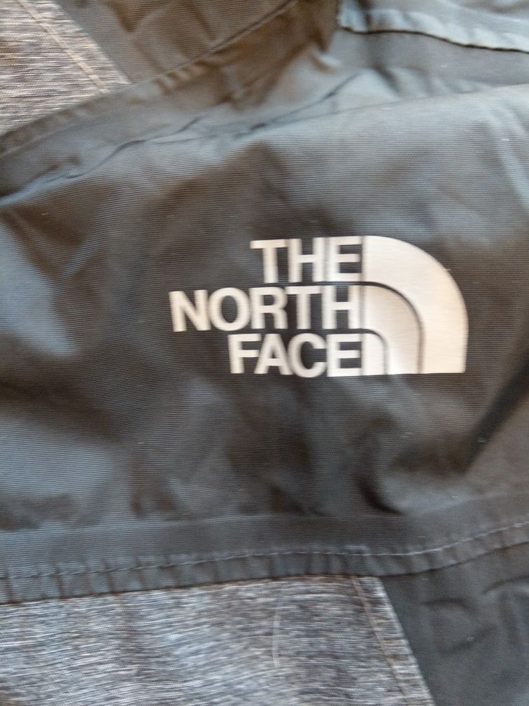kurtka dziecieca z kapturem i membrana The North Face Dryvent