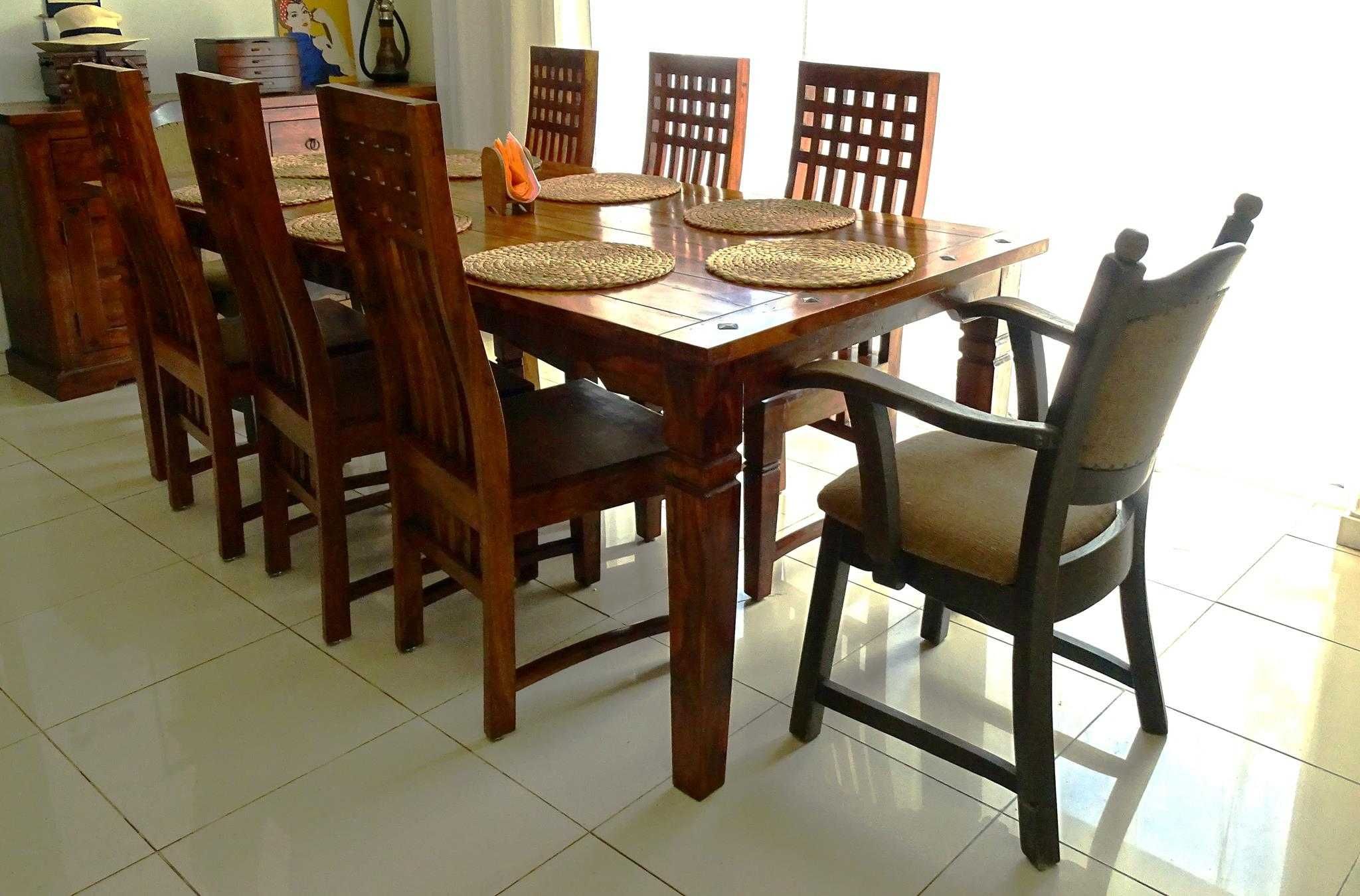Kolonialny komplet do jadalni/kuchni: stół indyjski, 6 krzeseł+fotele