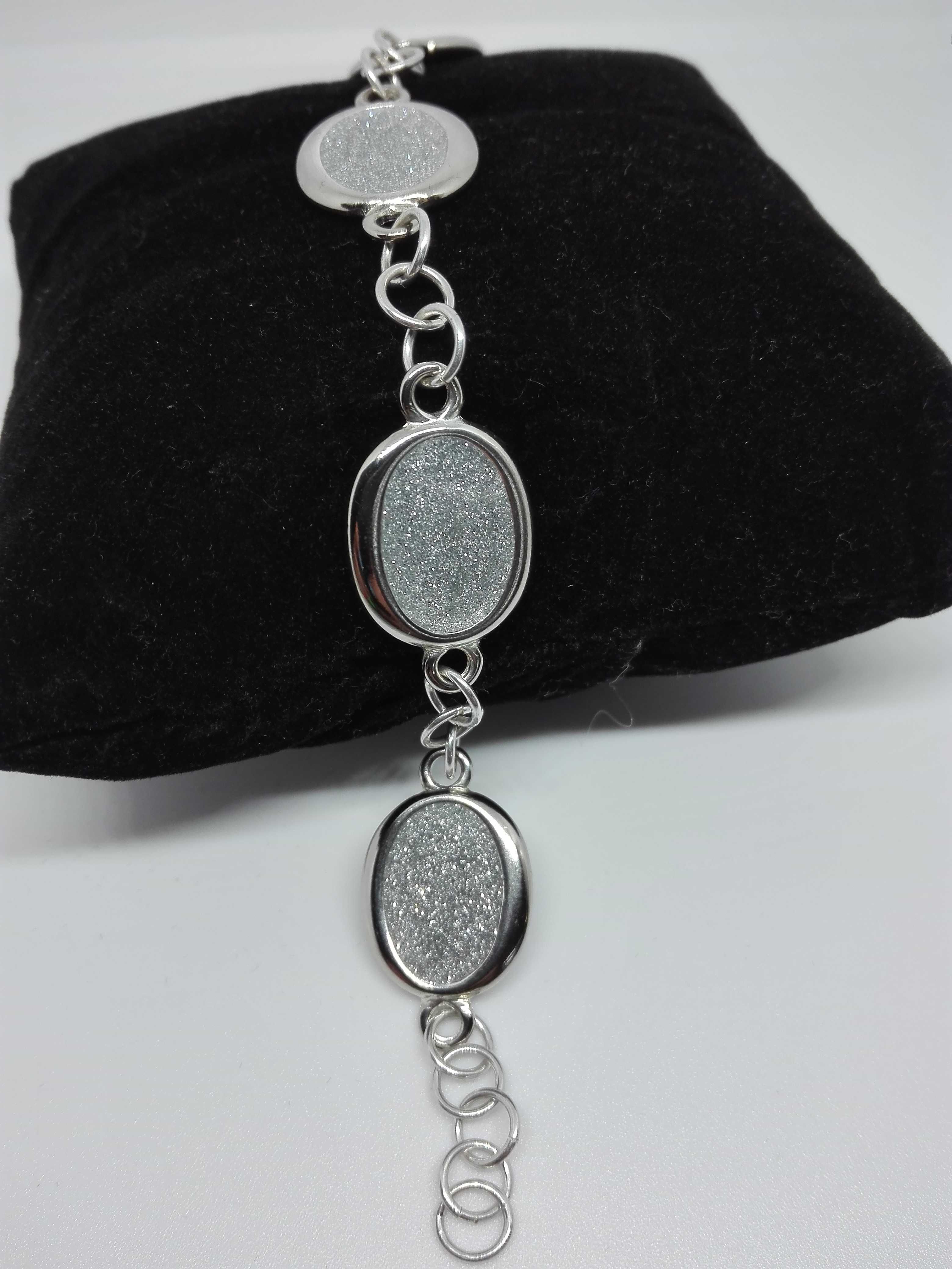 Srebrna bransoletka z błyszczącymi elementami srebro 925 19 cm