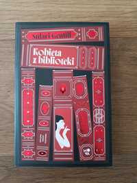 S. Gentill "Kobieta z biblioteki"