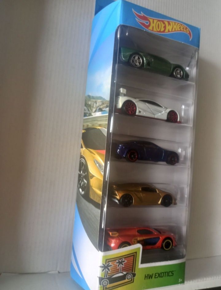 Pack 5 hot wheels exotics