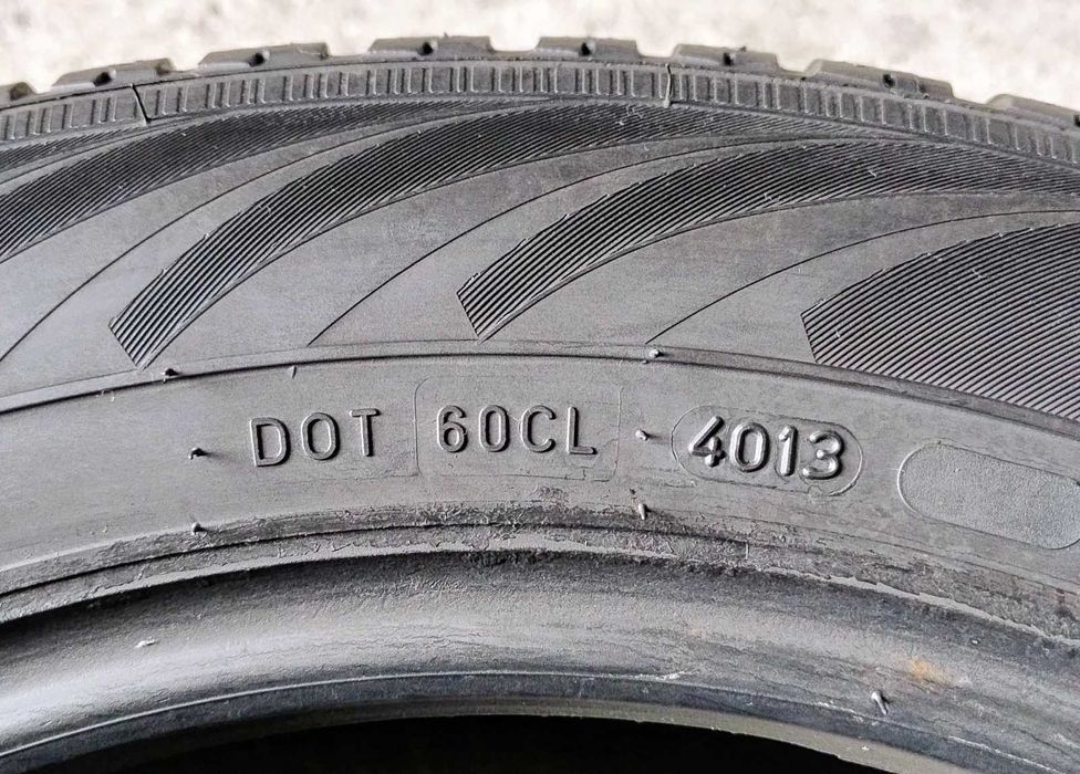 Шини зимові R16 205/60 Nokian WR 03