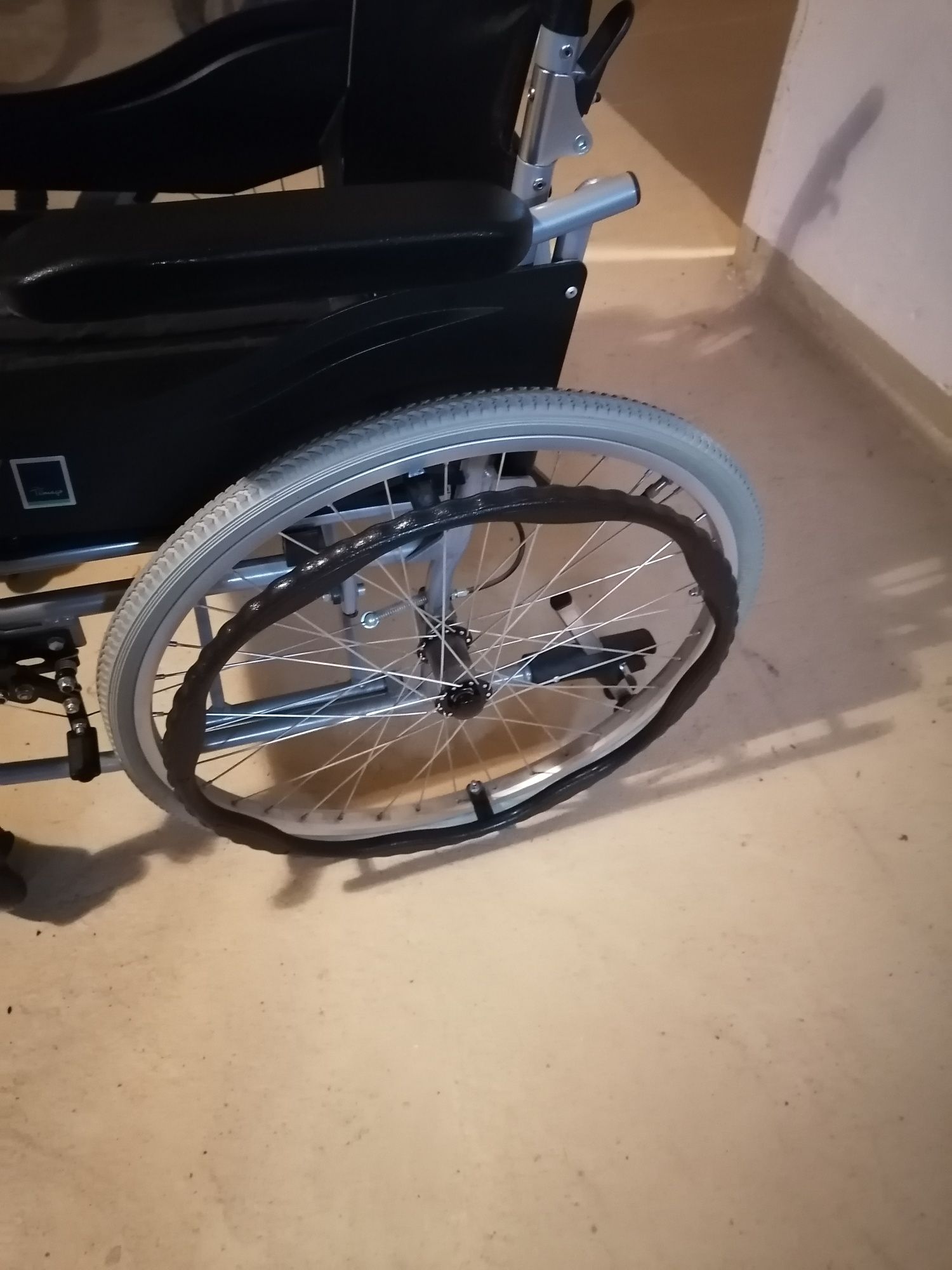 Wózek inwalidzki nowy z wszystkim!