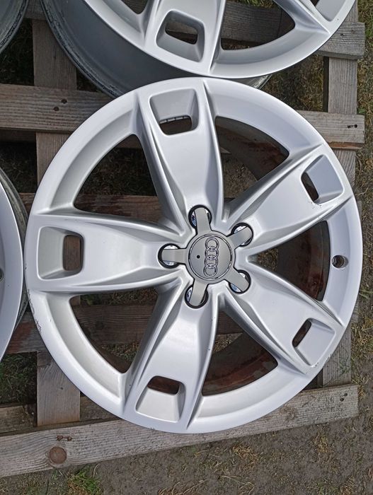 Alufelgi 17 cali 5x112 Audi A3 8P VW Golf Seat Leon Exeo Skoda i inne