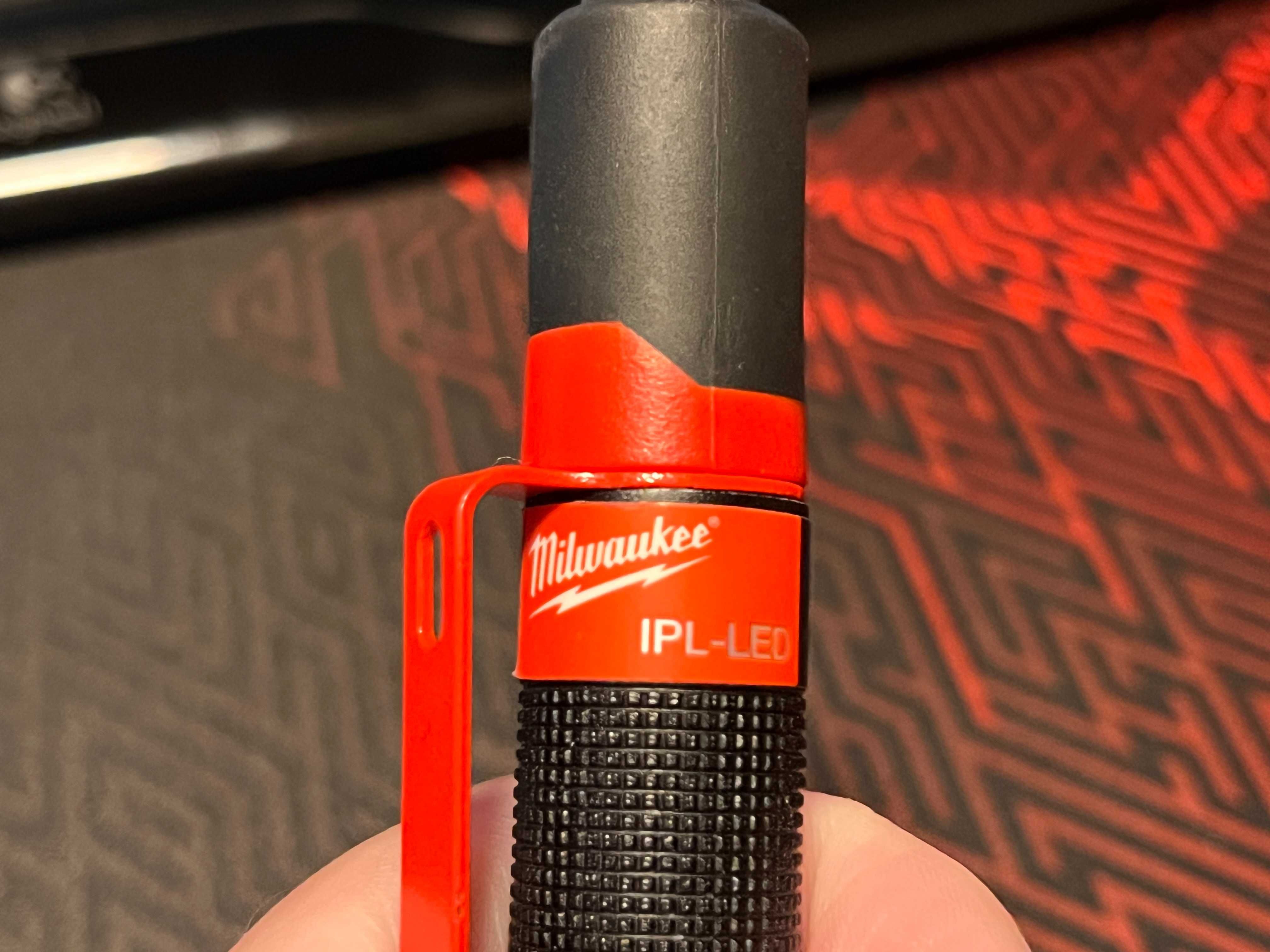 Milwaukee LATARKA IPL-LED 100 lm IP67 długopisowa