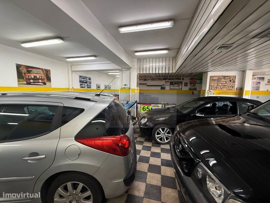 Venda de Oficina com 216m² | Buraca - Águas Livres, Amadora | Local...