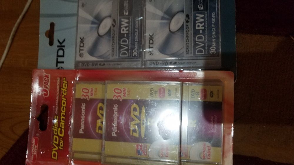 видеокамера+фотоапарат  2 в 1 Sony DCR-DVD109E сумка + бонусм