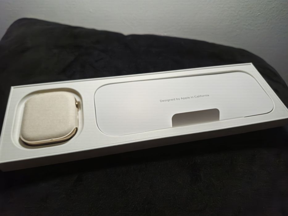 Smartwatch apple watch 10 GPS + cellular 46mm Gold TiT + starlightband