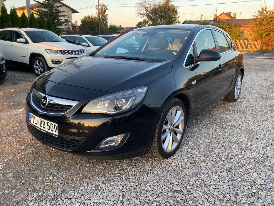 Opel Astra 1.4 T 140KM.Sport.1-Właść.Klimatronik.NAWI.Bi-Ksenony.Grz.fotele.