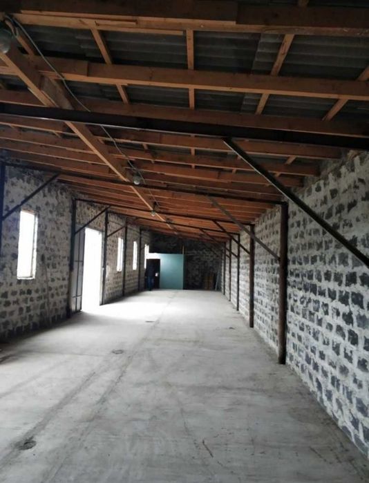 Продається комплекс складських приміщень