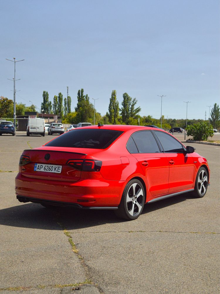 Jetta GLI 2.0 TSI