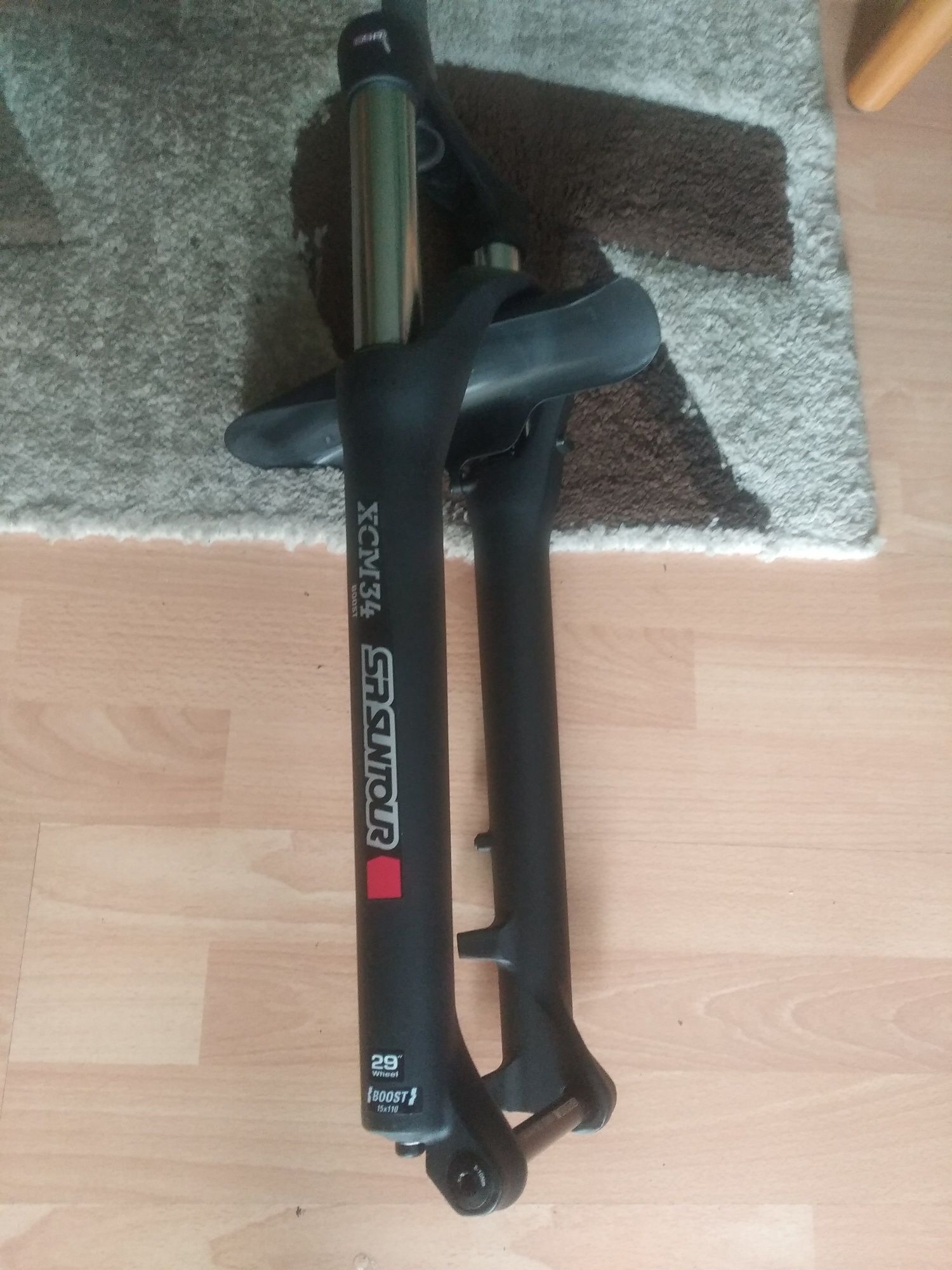 Nowy amortyzator rowerowy suntour rockshox
