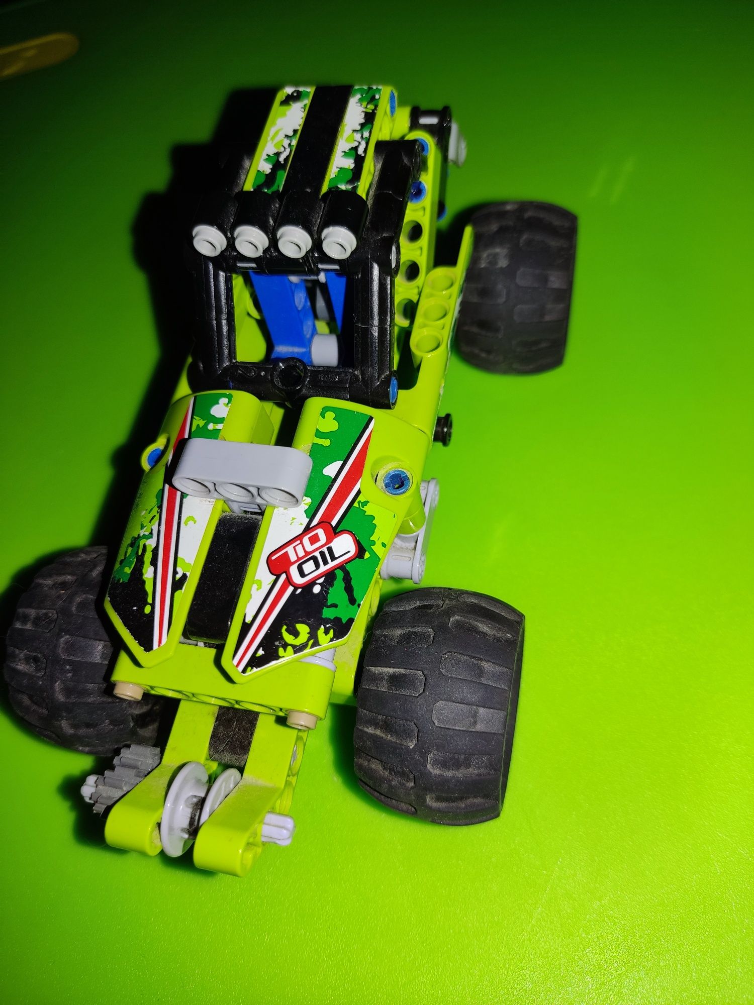 Конструктор LEGO Technic Пустынный багги пустынный гонщик (42027)