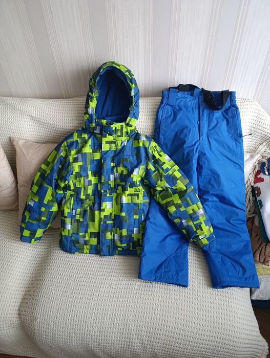 Новий термо набір mountain warehouse, 7-8р,зимова куртка і штани