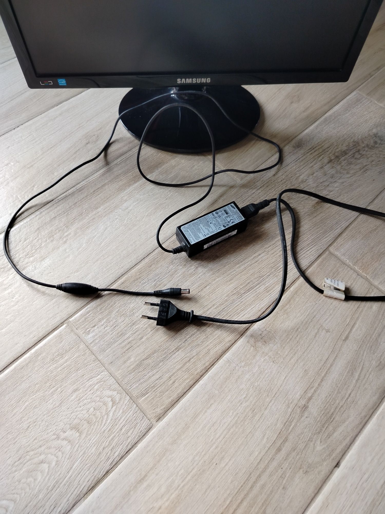 Monitor Samsung 18.5" S19A300N