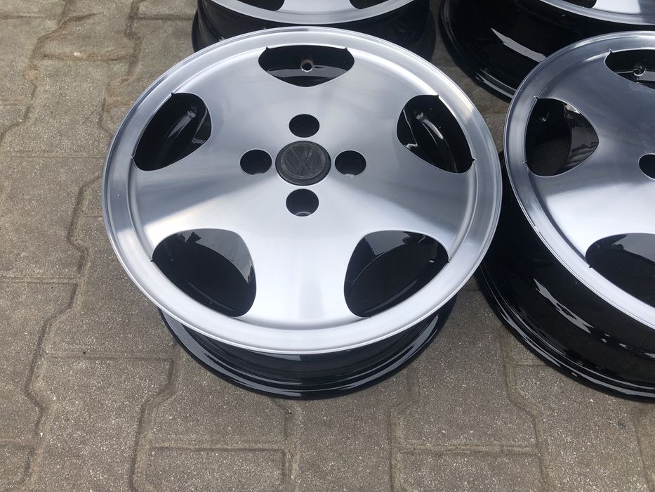 Alu VW Volkswagen Retro Oryginalne 15 4x100 idealne Komplet