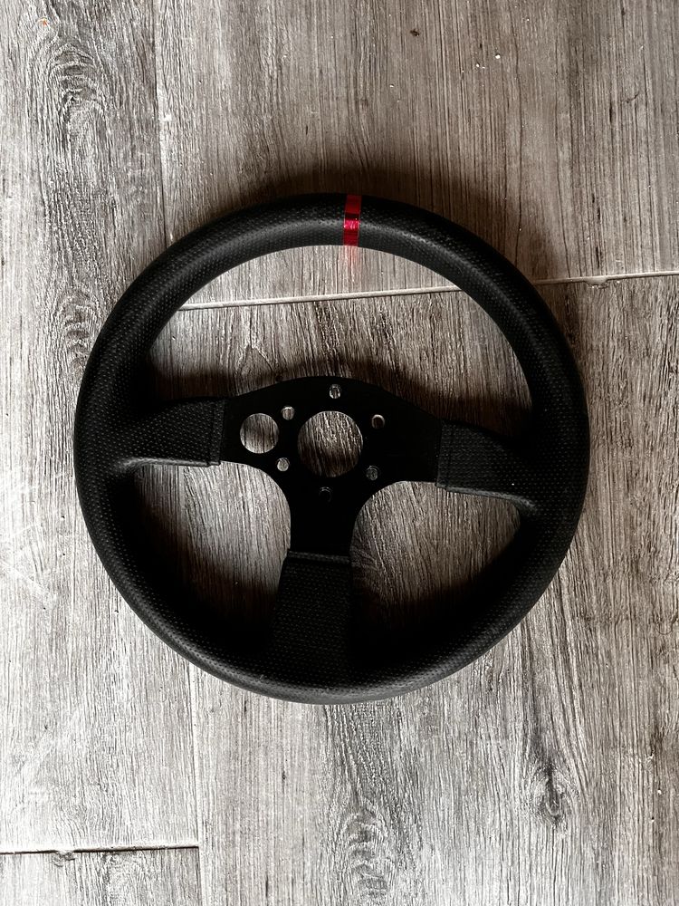 kierownice thrustmaster t300 rs GT