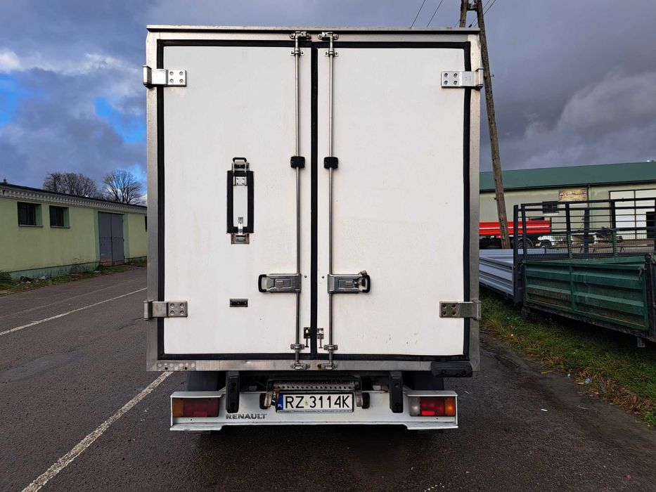 Chłodnia z agregatem na 220 v boczne dżwi ściana grodziowa