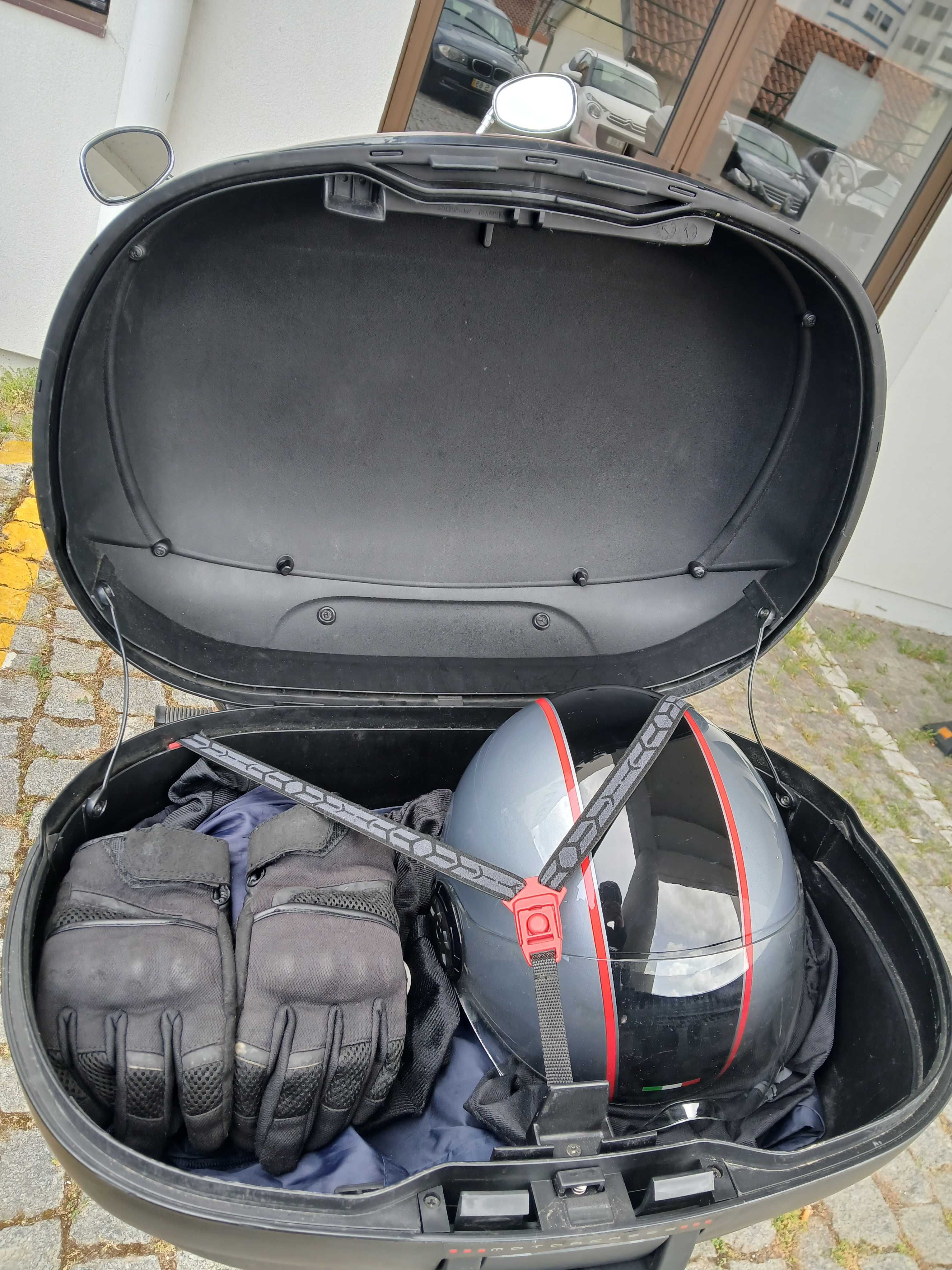 Benelli Imperiale 400 | 2021 | 18.000 km | Como Nova!