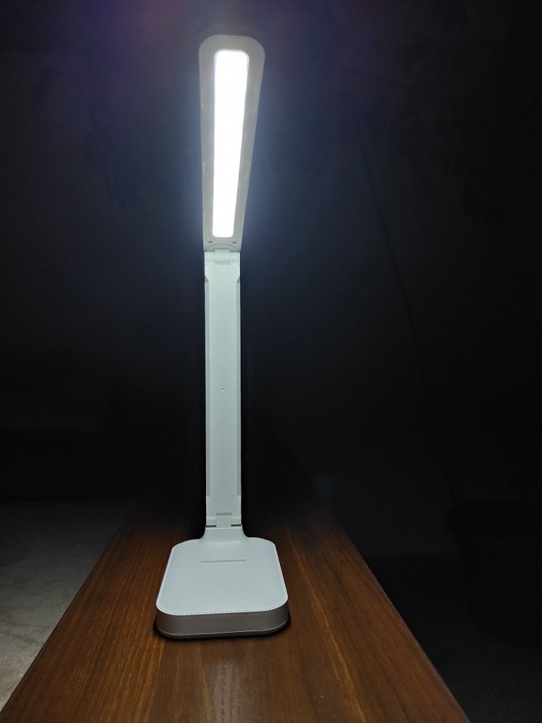 Лампа Настольная Аккумуляторная