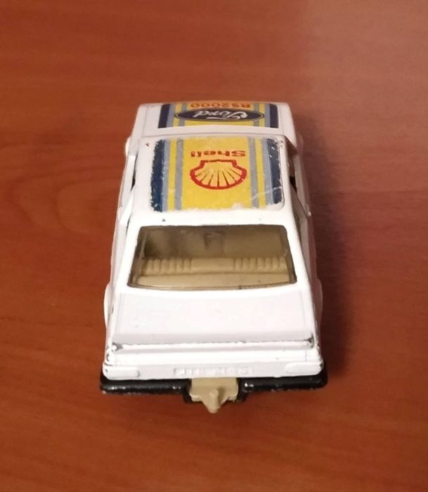 Miniatura antiga - Ford Escort RS2000 - Matchbox Superfast