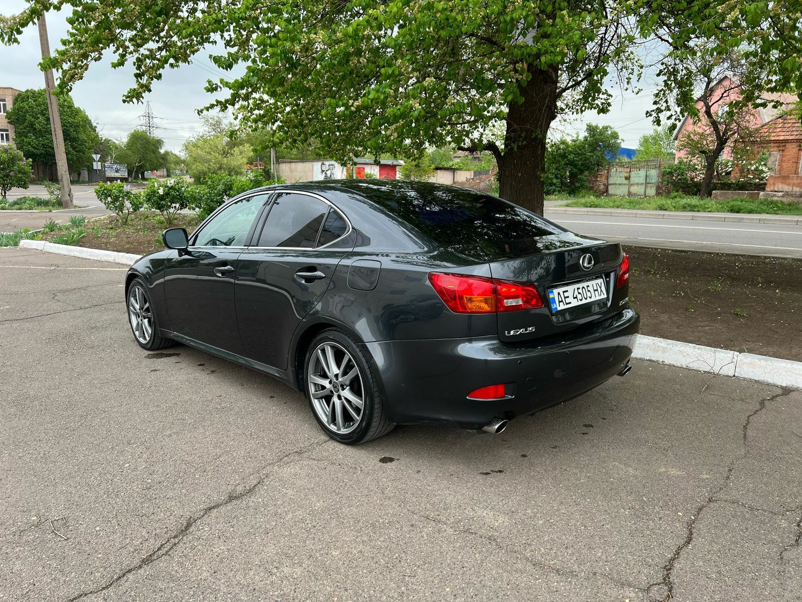 Lexus IS 250 2.5 (208 к.с.)