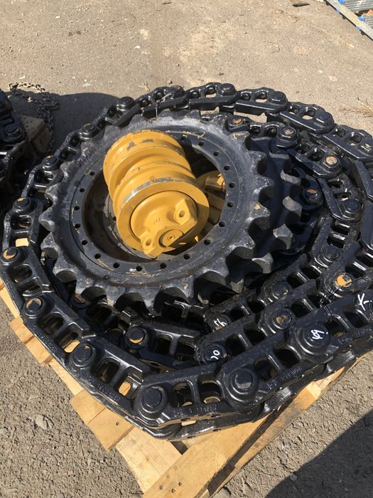 Гусеничний екскаватор NEW HOLLAND E305